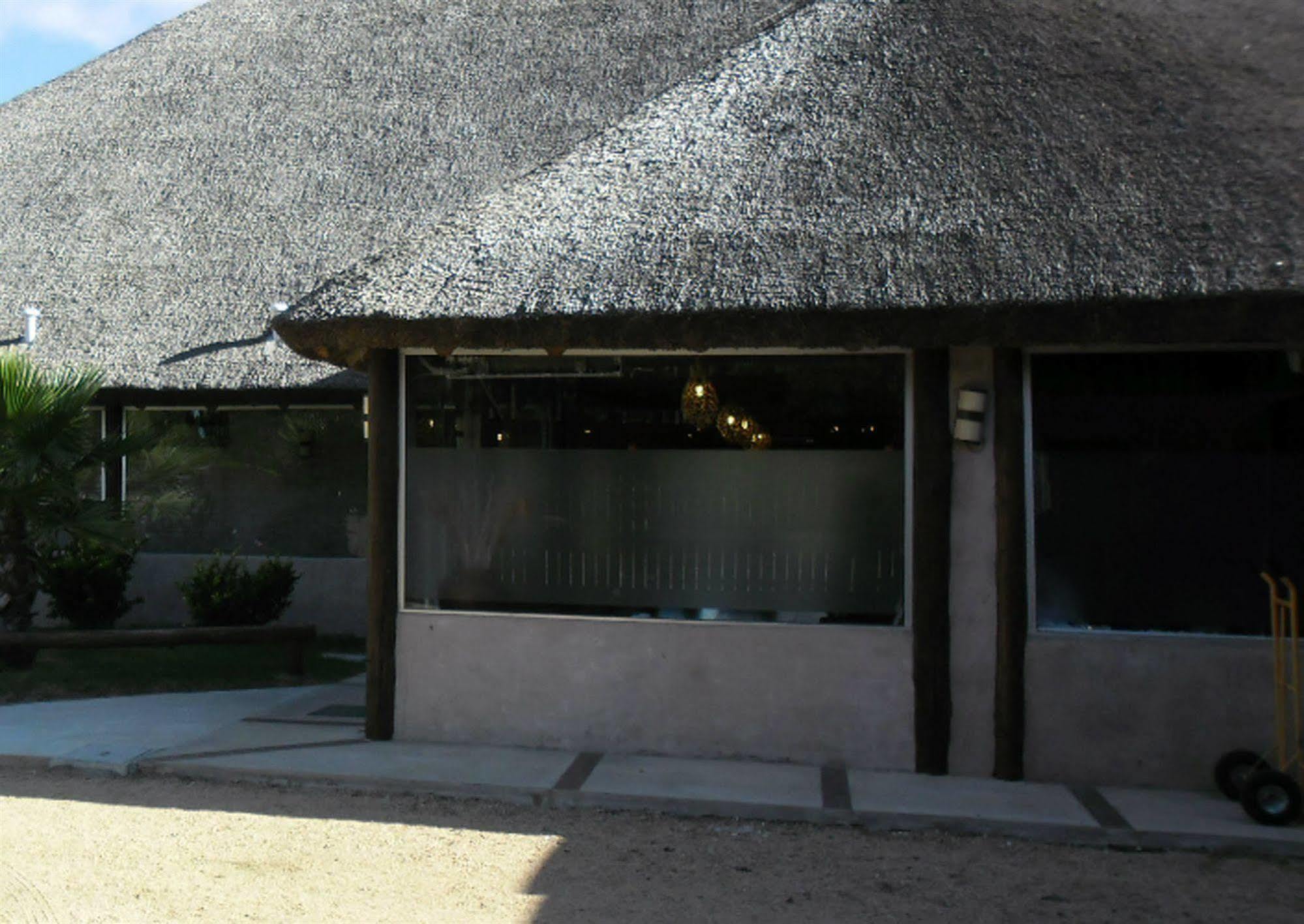 Punta Del Este Arenas Hotel Chihuahua Buitenkant foto